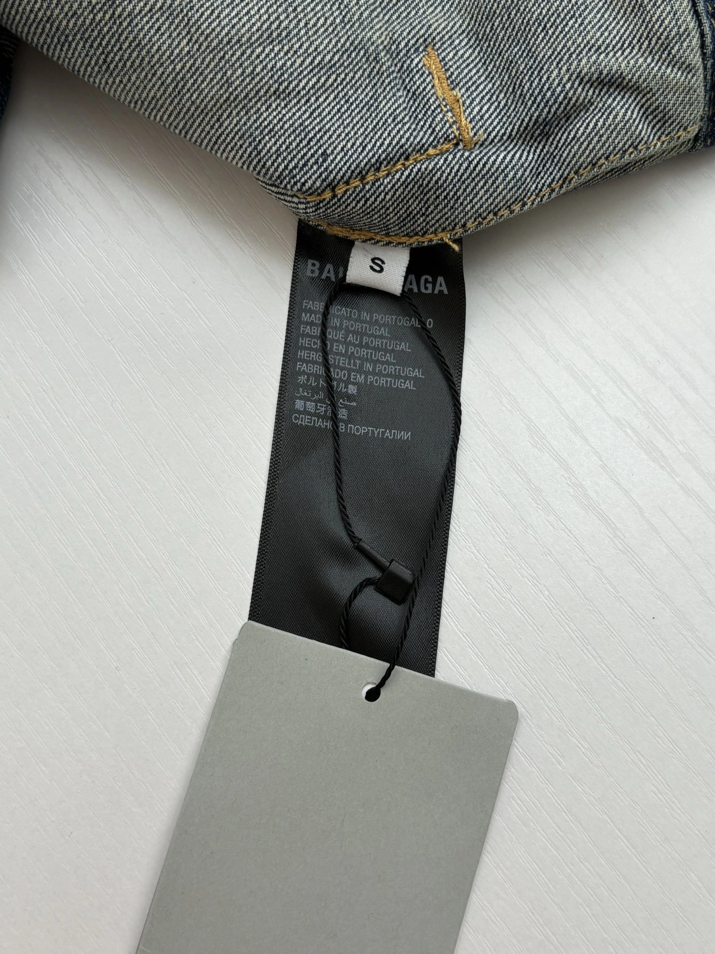 wg.luxury- 218593i16 item:E-F431G1498H